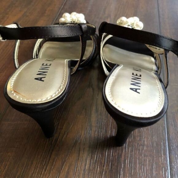 Anne Klein Iflex Strappy Pearl Heel - Picture 6 of 8